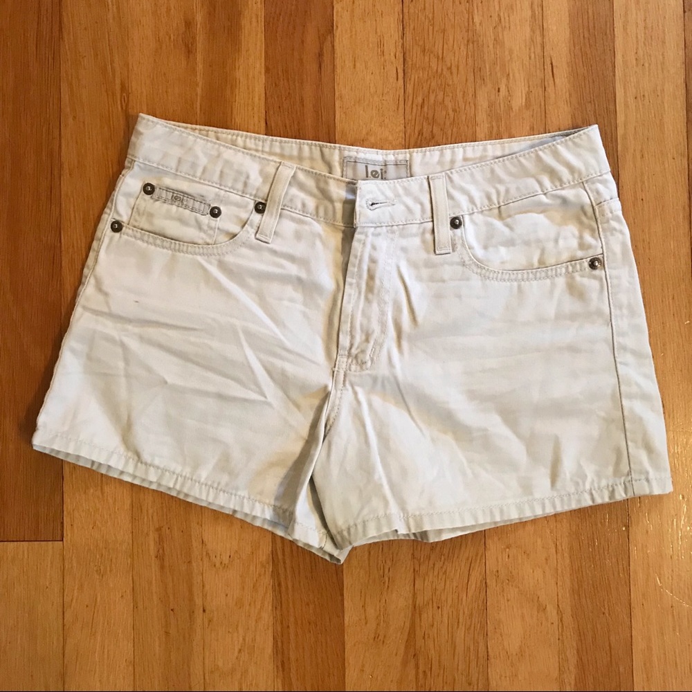Vintage Y2K L.e.i. Tan Khaki Shorts 2000s